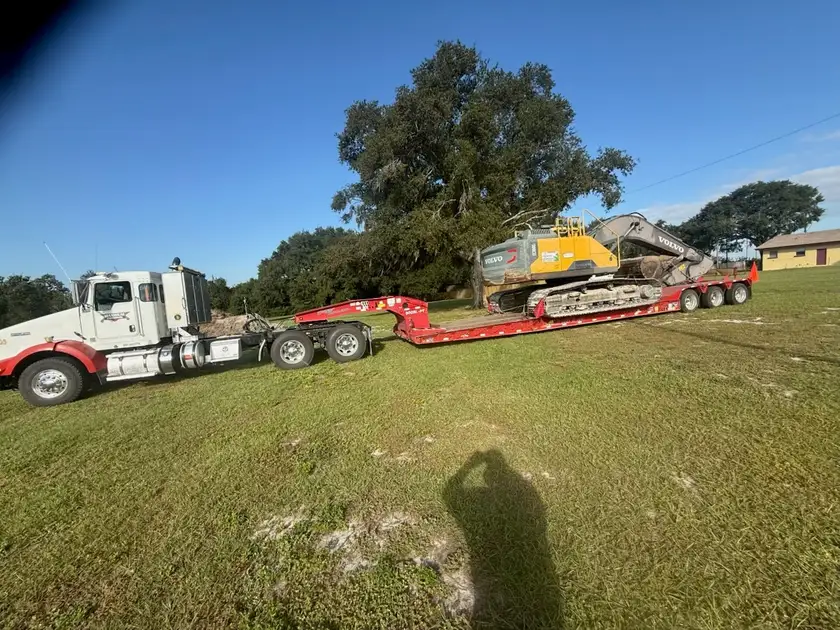 Overweight heavy haul on a lowboy trailer